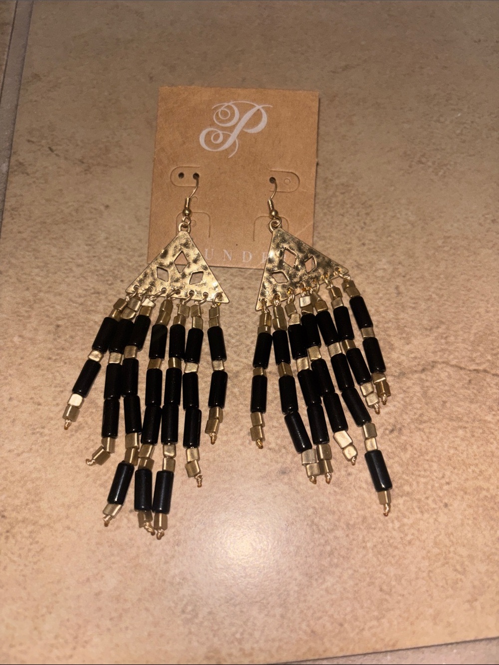 Plunder gold and black earrings